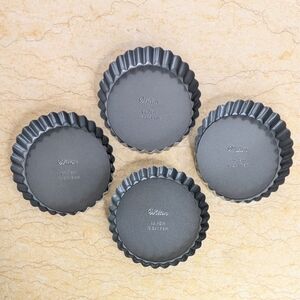 Wilton Tart Cake Quiche Flan Pan 4 Inch Non Stick Set 4 Bakeware